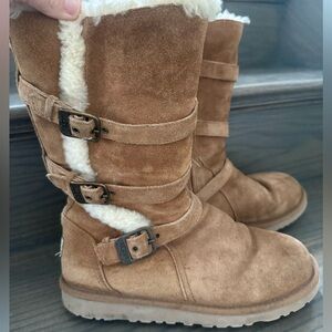 Cozy Tan Shearling-Lined Women's UGG Boots